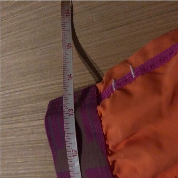 Women's Under Armour Orange & Pink Athletic Shorts - Picture 7 of 9